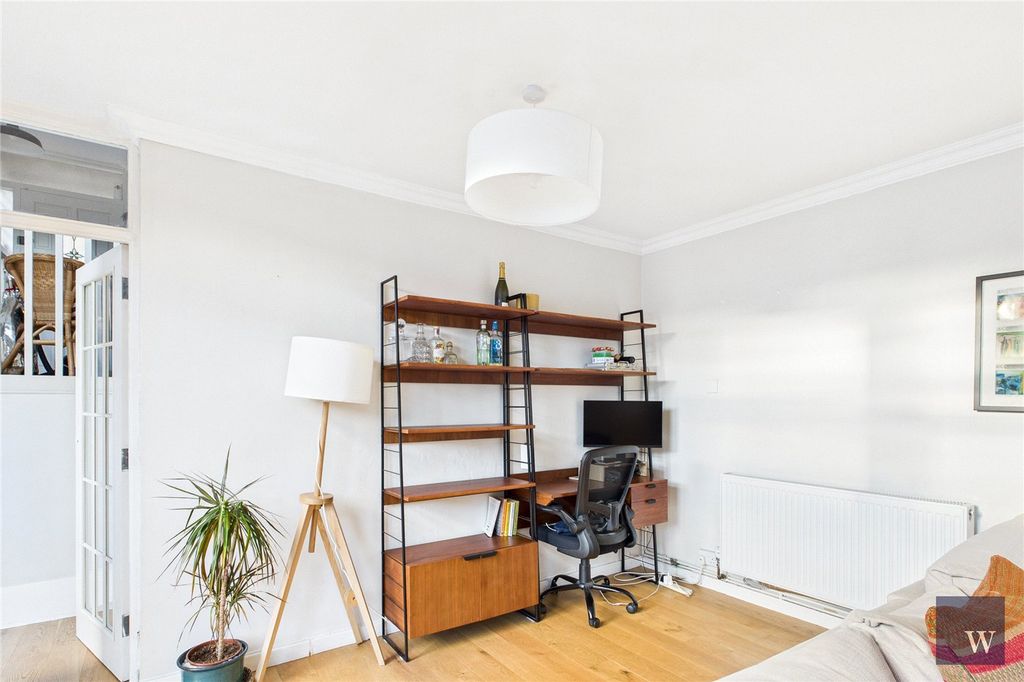 Property photo 2 of 16 Picture No. 10