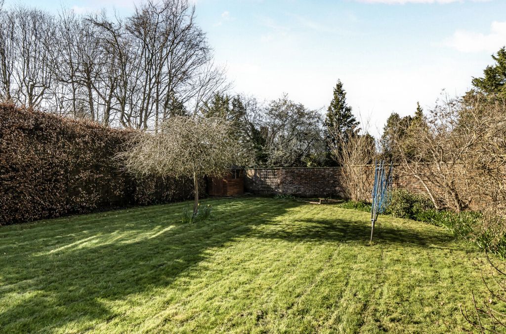 Additional image 36 of 5 bed detached house for saleMerrow, Guildford, Surrey GU1