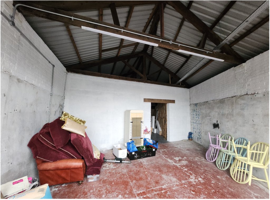Property photo 2 of 3