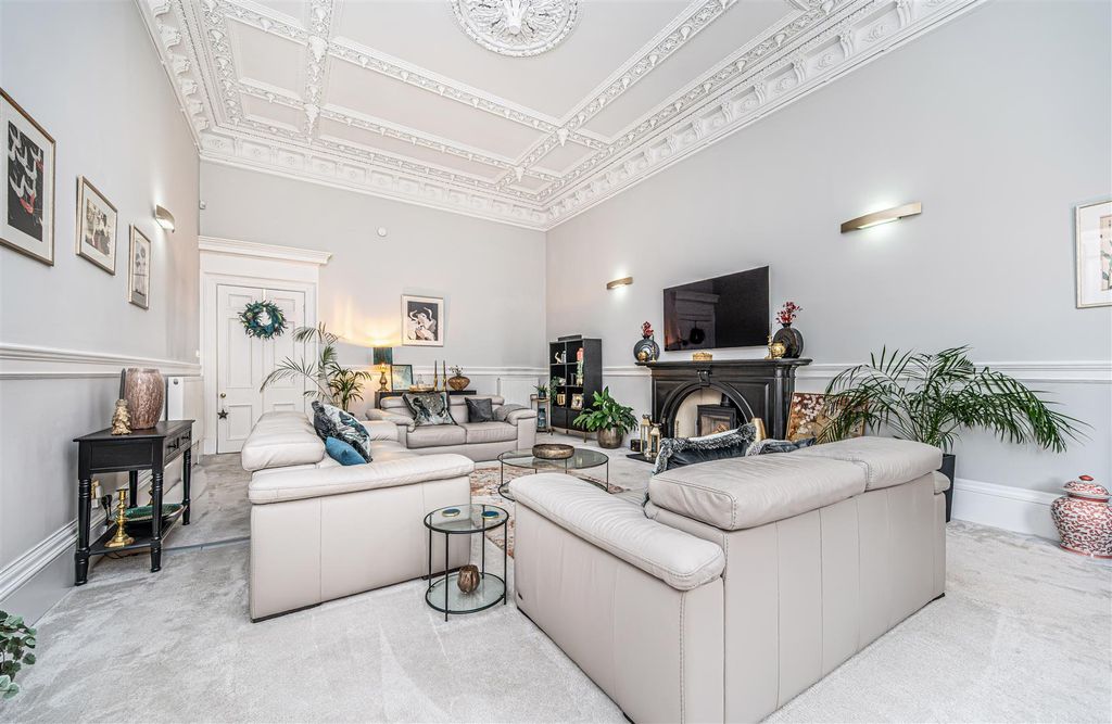 Property photo 3 of 38 Untitled (7 Of 1).Jpg