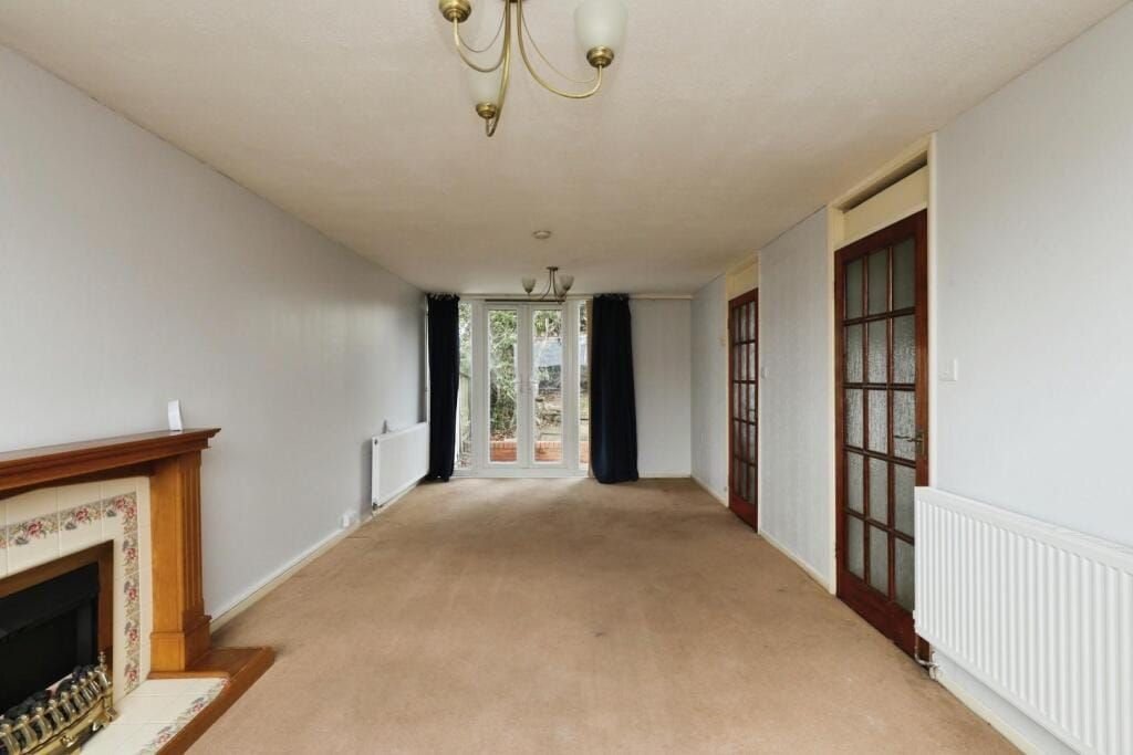 Property photo 3 of 26