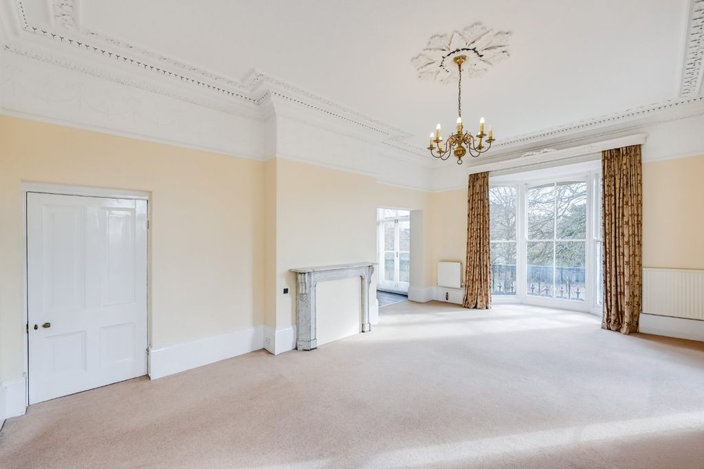 Property photo 2 of 11 Picture 2