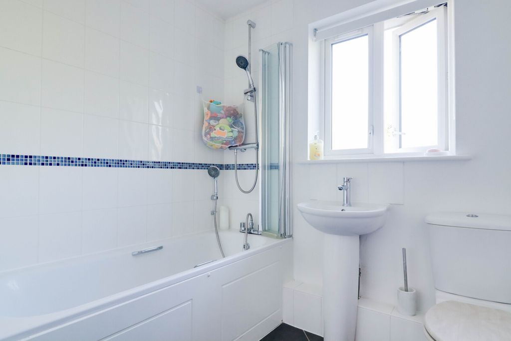 Property photo 2 of 10 Picture No. 02