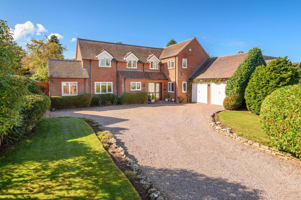 Property photo 1 of 27