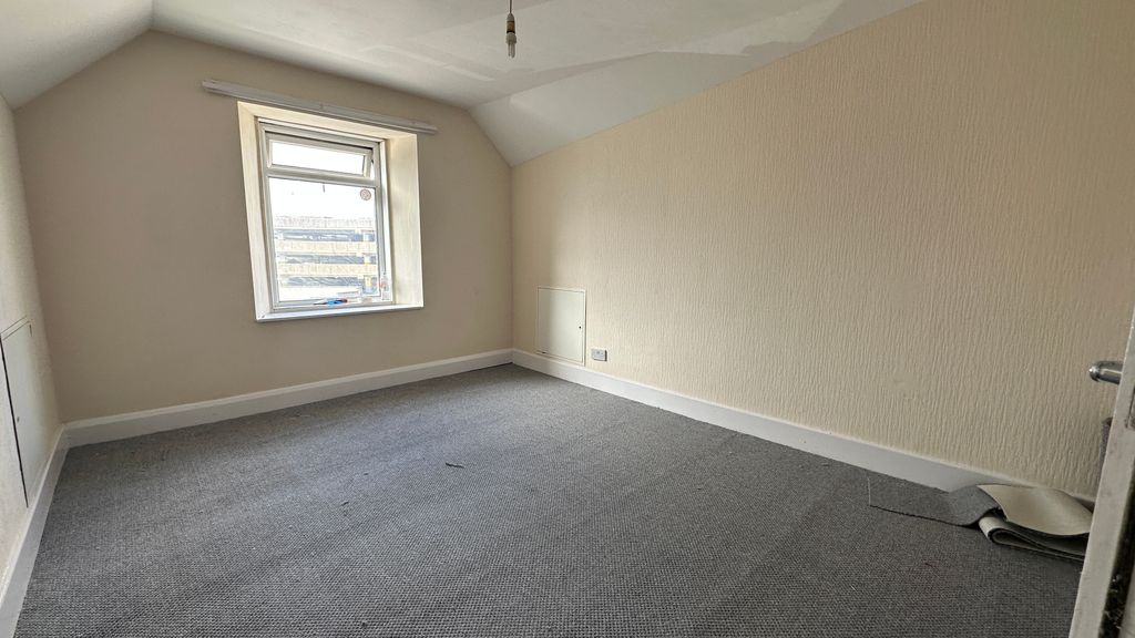 Property photo 3 of 16 Img_5148