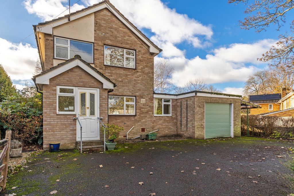 Property photo 1 of 9