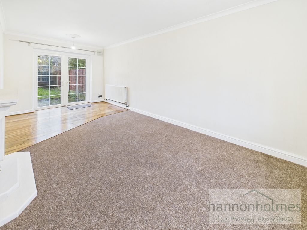 Property photo 3 of 16 Cam05283G0-Pr0123-Still004