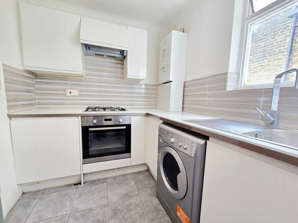 Property photo 2 of 7