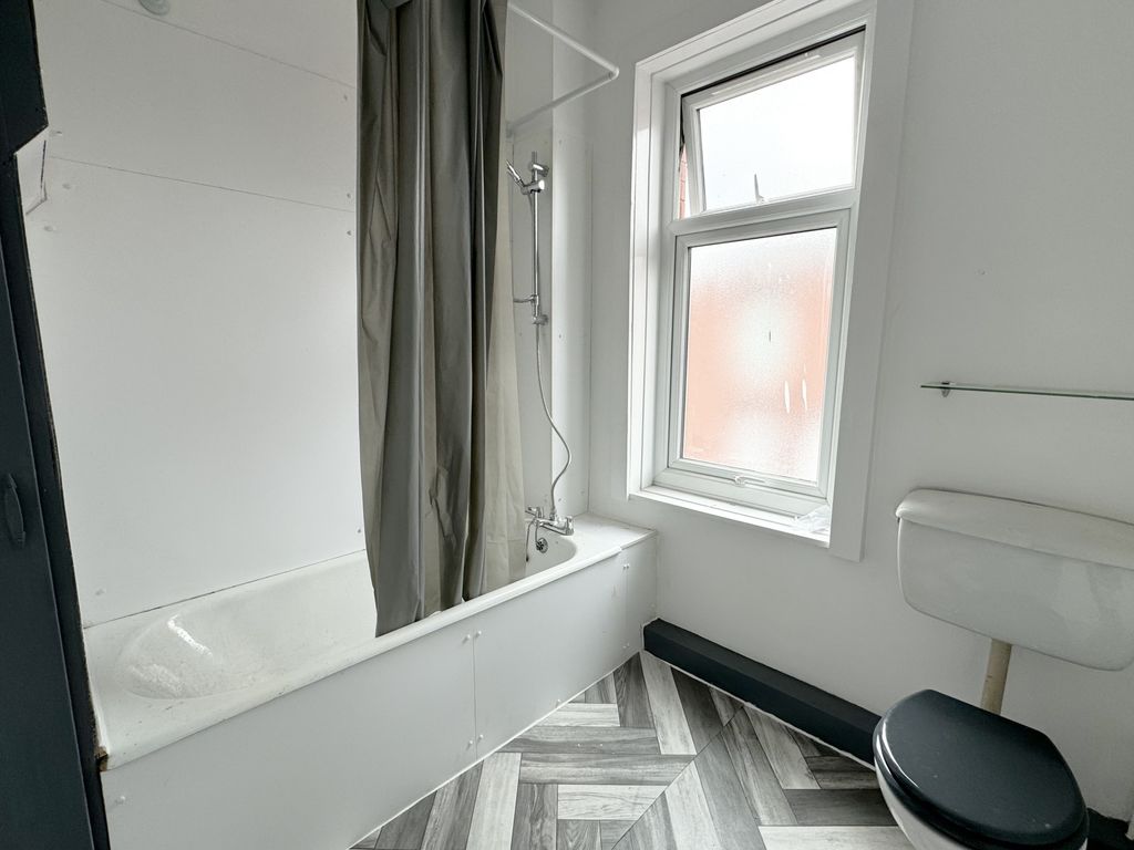 Property photo 3 of 3