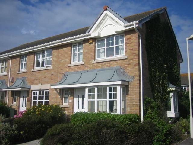 Property photo 1 of 1 18 Whitehead Drive2.Jpg