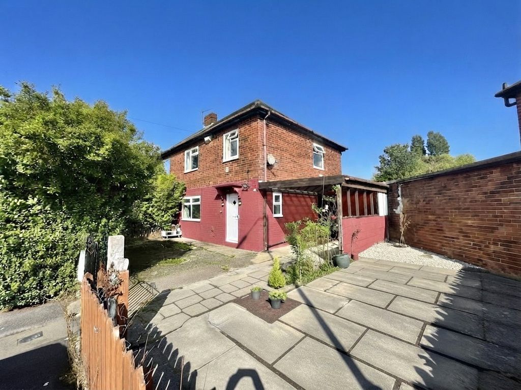 Property photo 1 of 20 Front