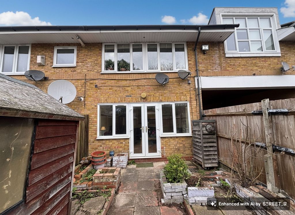 Property photo 3 of 7