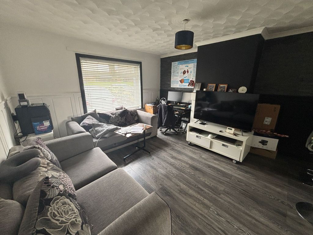 Property photo 3 of 12 Photo 3