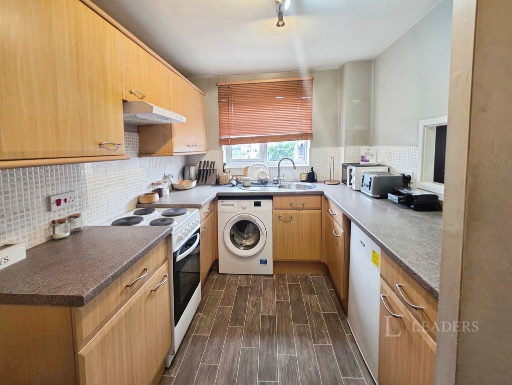 Property photo 3 of 10 Pbox-Img.Jpg