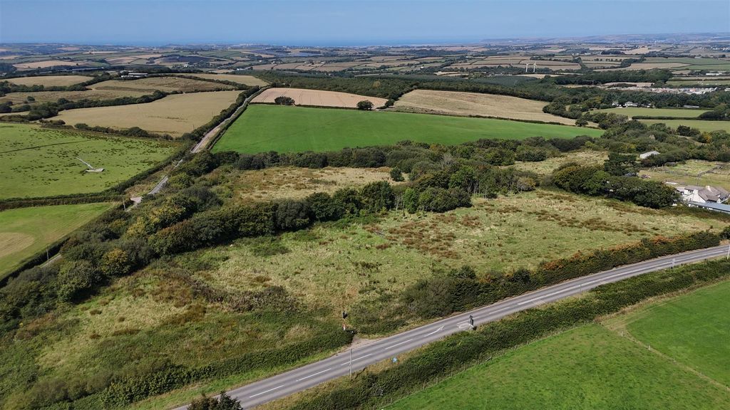 Property photo 2 of 14 Dji_20250822124937_0119_D.Jpg
