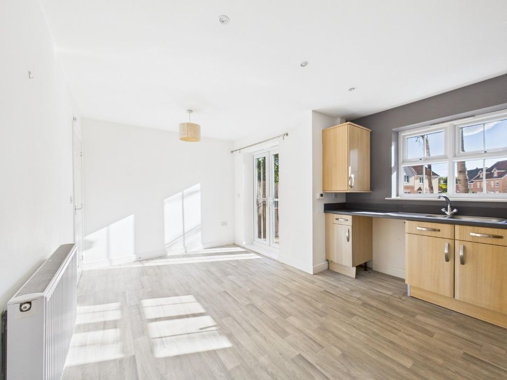 Property photo 3 of 13 Kitchen/Diner