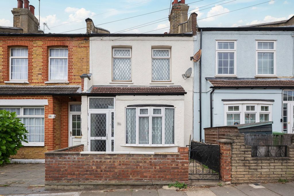 Property photo 1 of 14