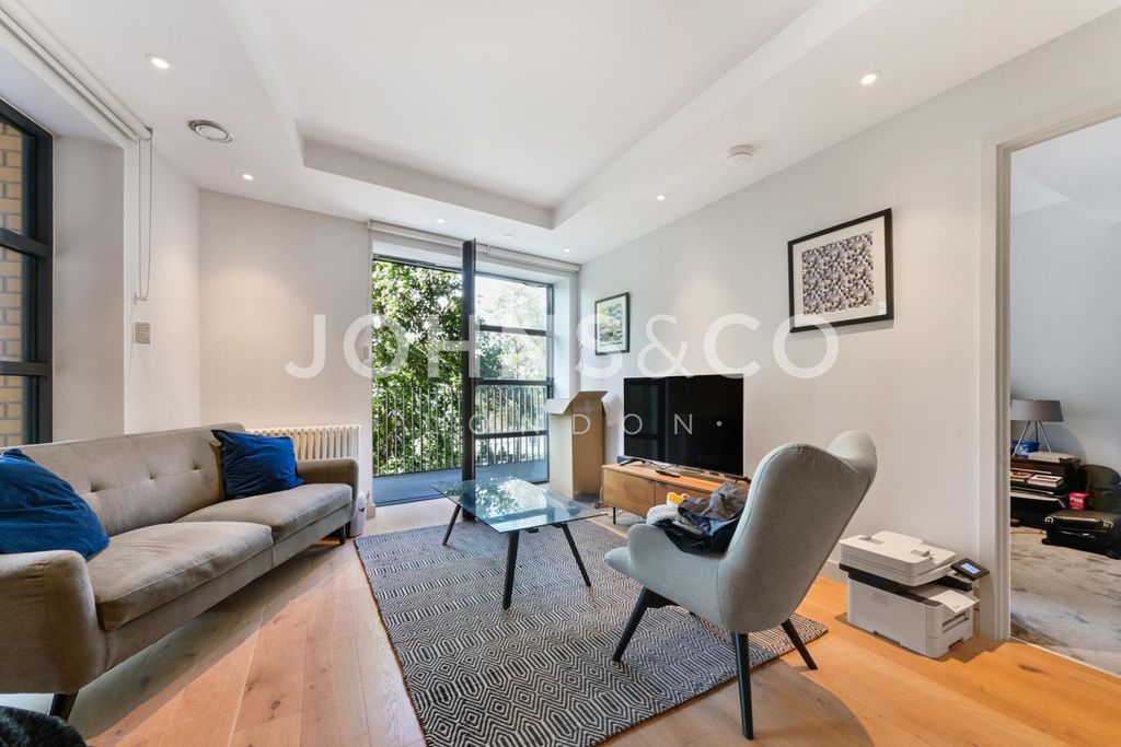 Property photo 3 of 15