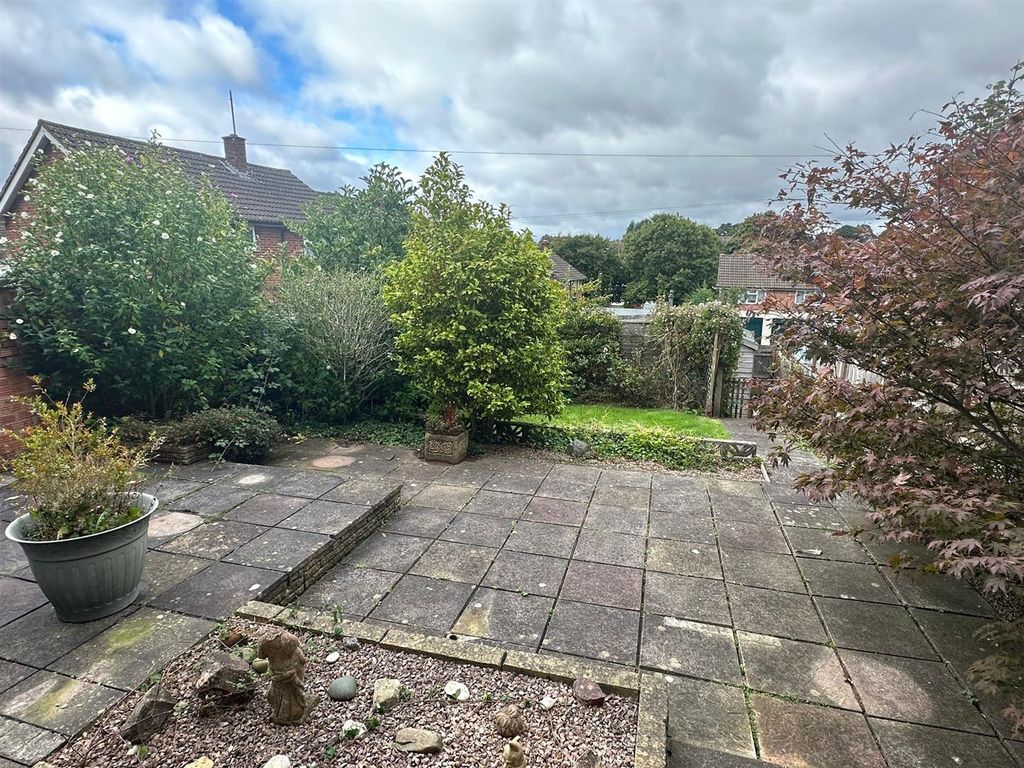 Property photo 2 of 14