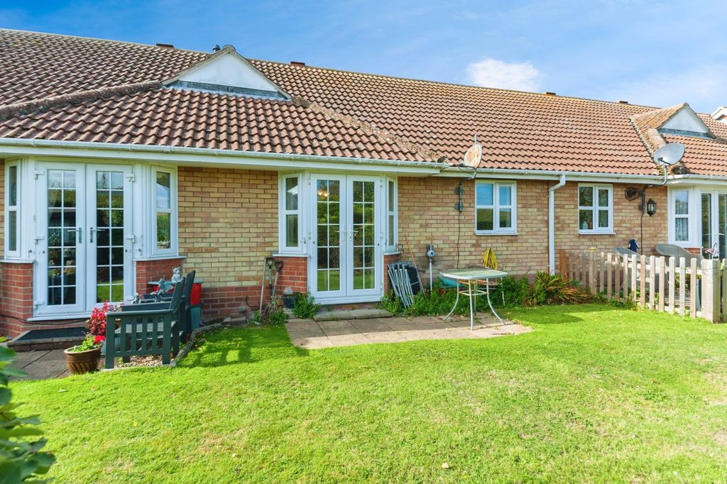 Property photo 1 of 12 Garden