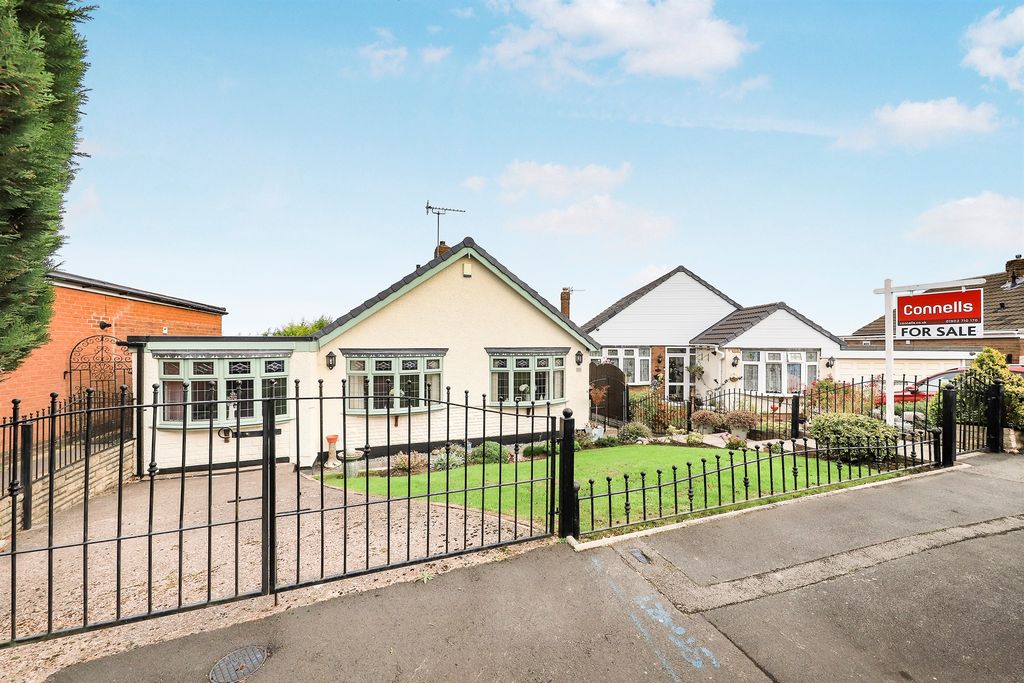 Property photo 1 of 15