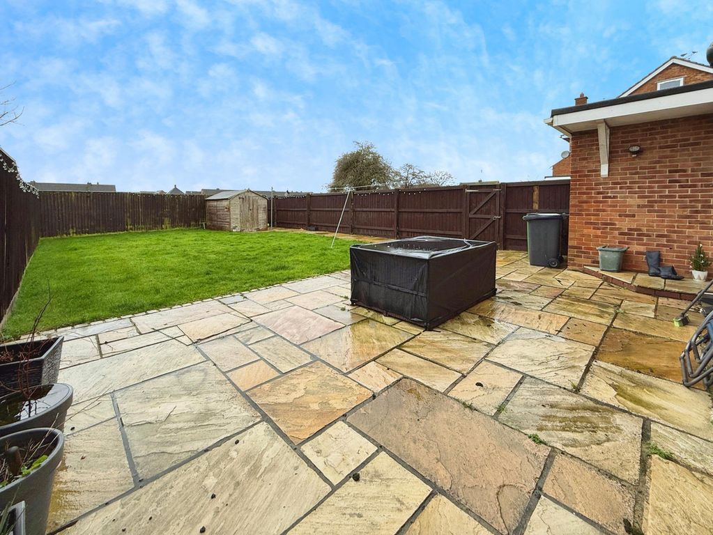 Property photo 2 of 13