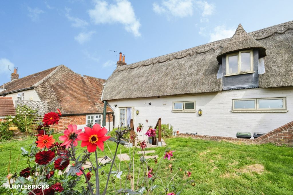 Property photo 1 of 24