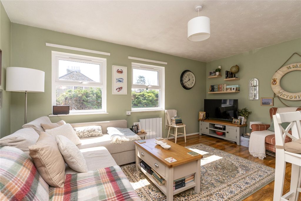 Property photo 2 of 14 Picture No. 06