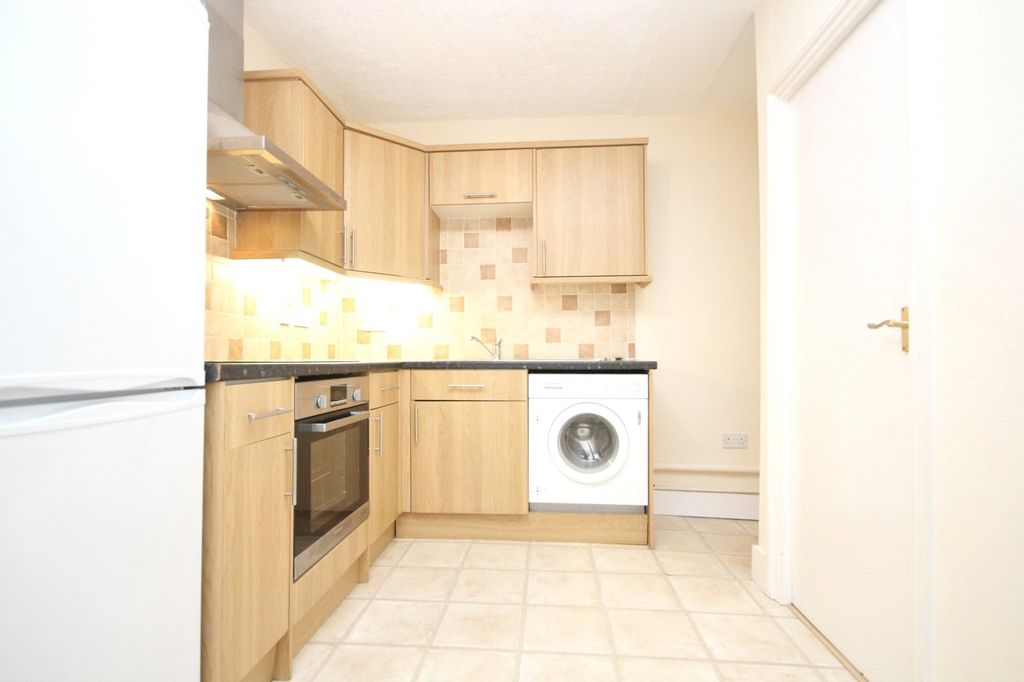 Property photo 3 of 7 Picture No. 08