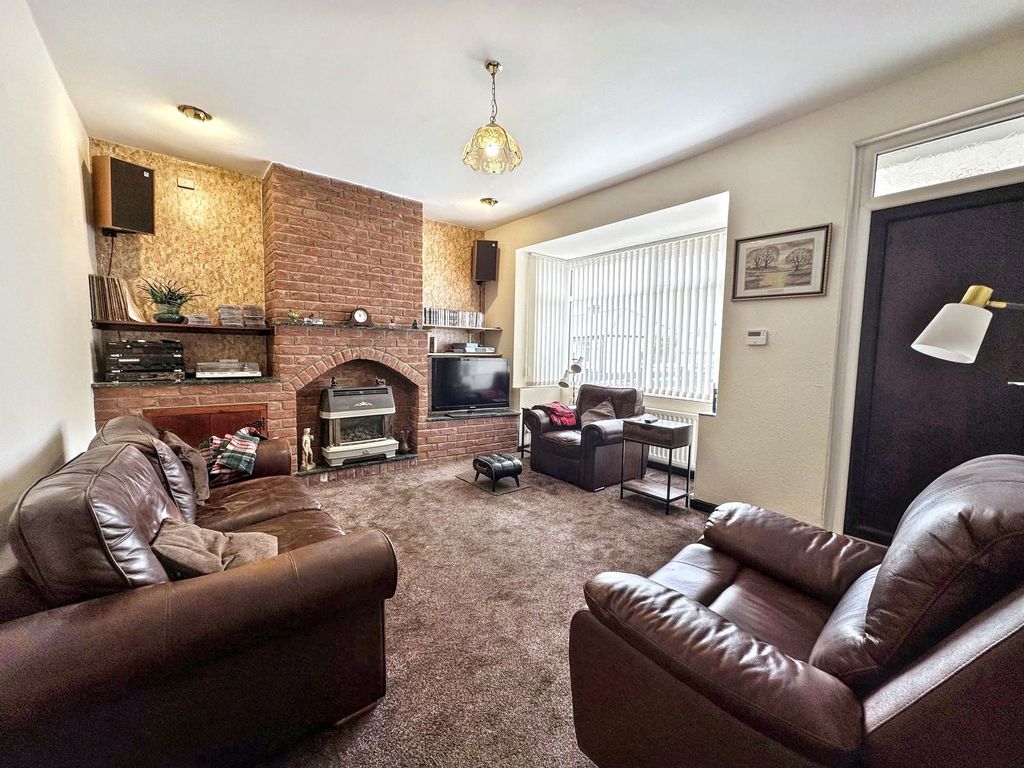 Property photo 3 of 15