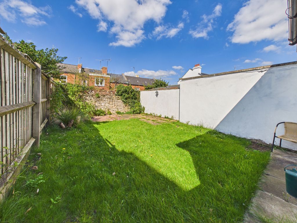 Property photo 2 of 10 Garden