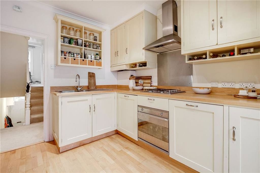 Property photo 2 of 5