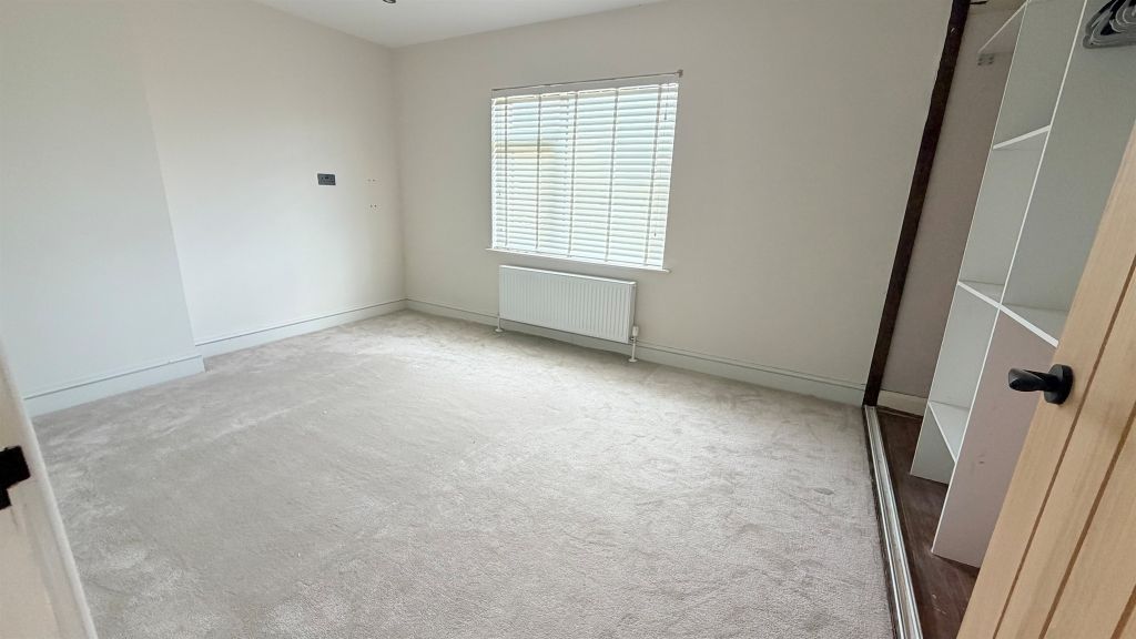 Property photo 2 of 3