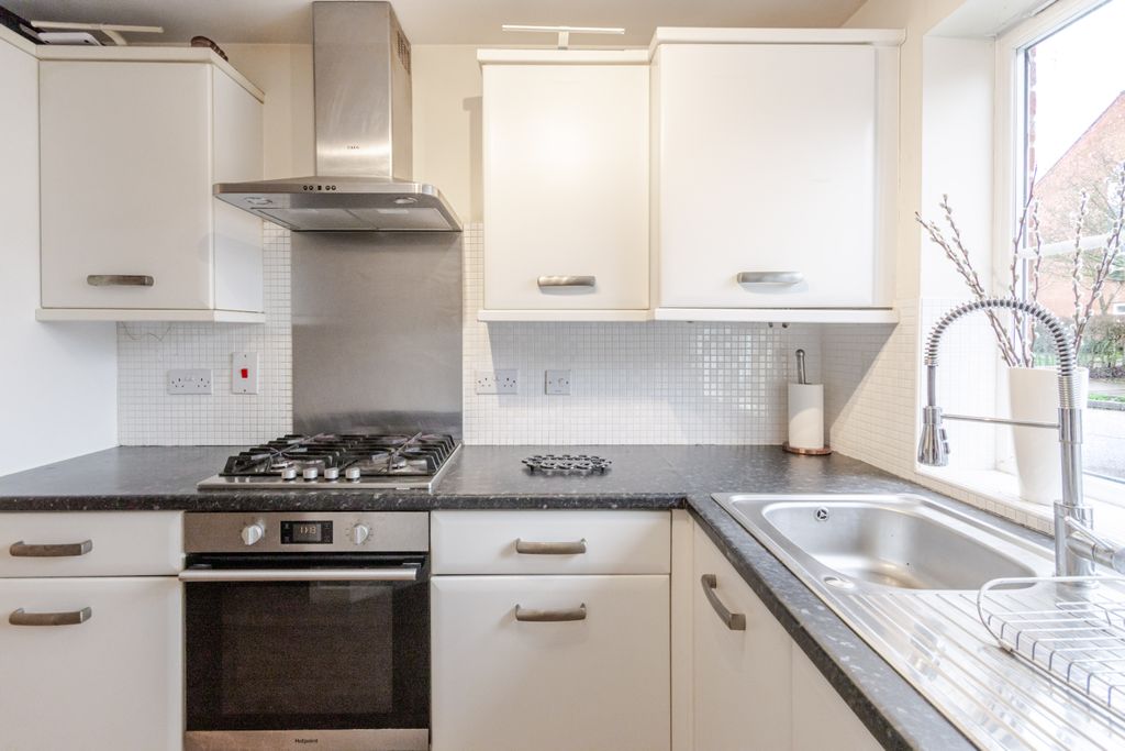 Property photo 2 of 26 Kitchen