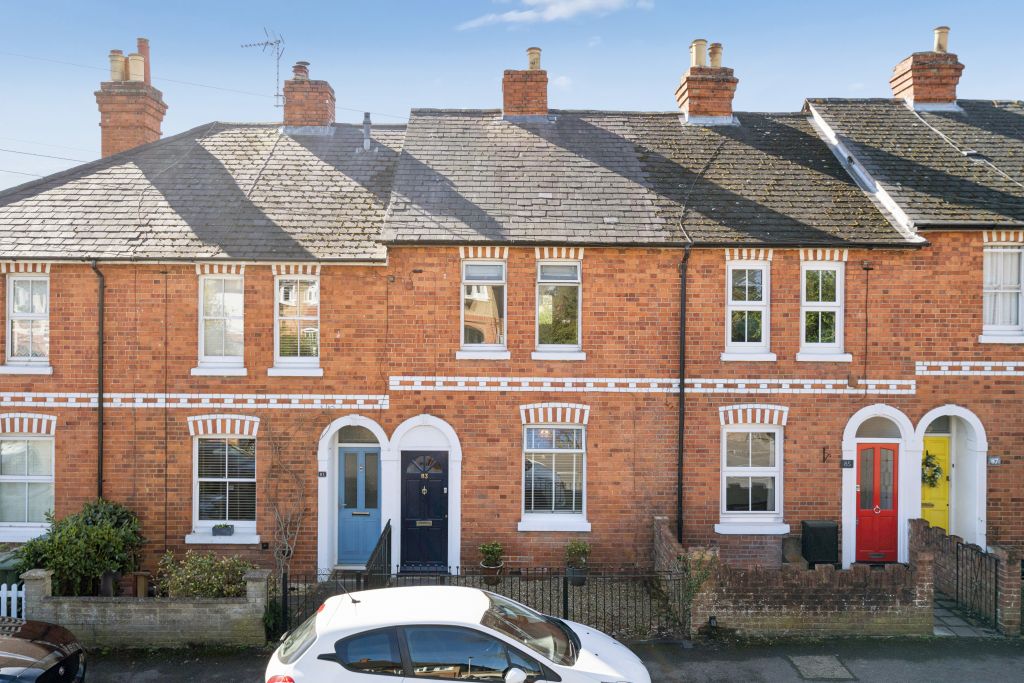 Property photo 1 of 12