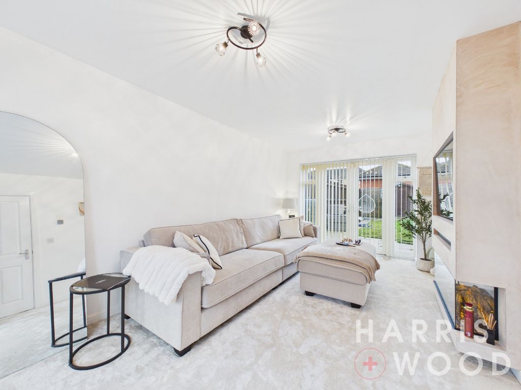 Property photo 2 of 31 4908142