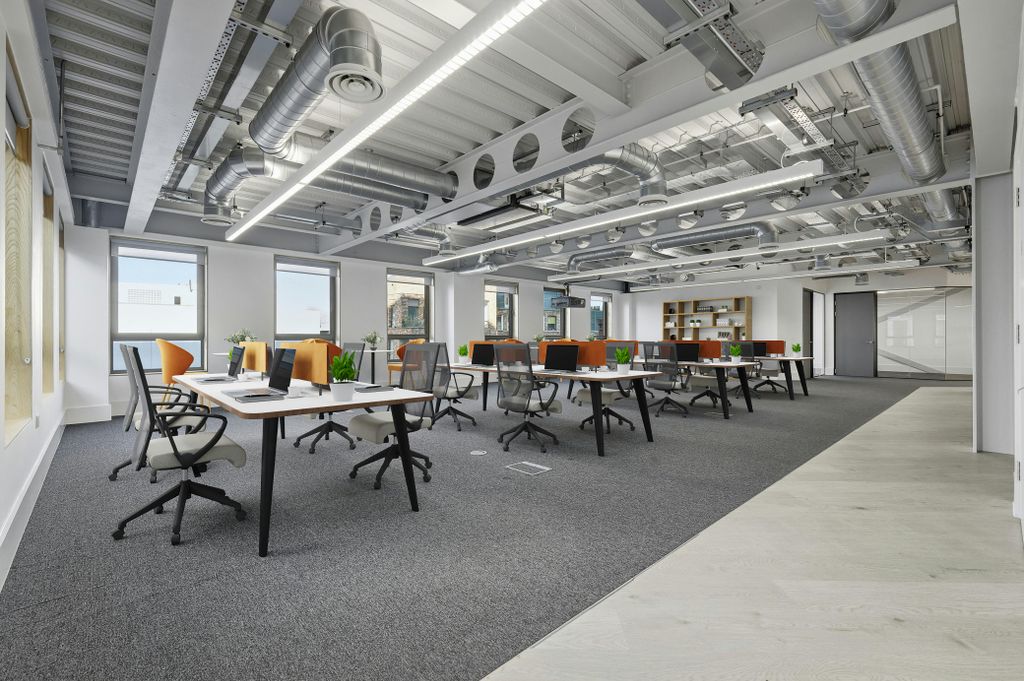 Property photo 1 of 20 28 Commercial St Staging.Jpg