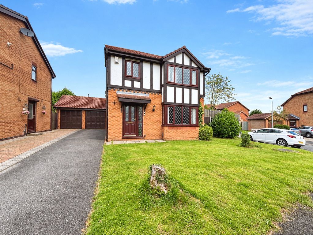 Property photo 2 of 16 Frontage
