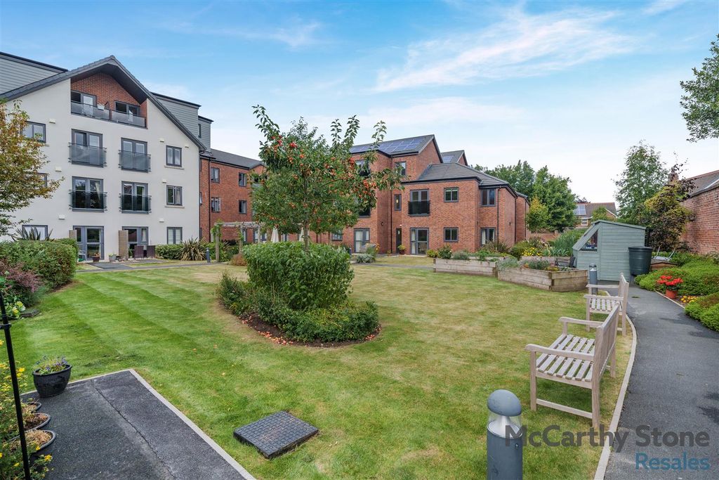 Additional image 23 of 1 bed flat for saleBurlington Gardens, Leyland PR25