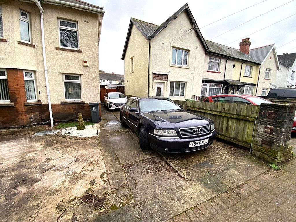 Property photo 2 of 23