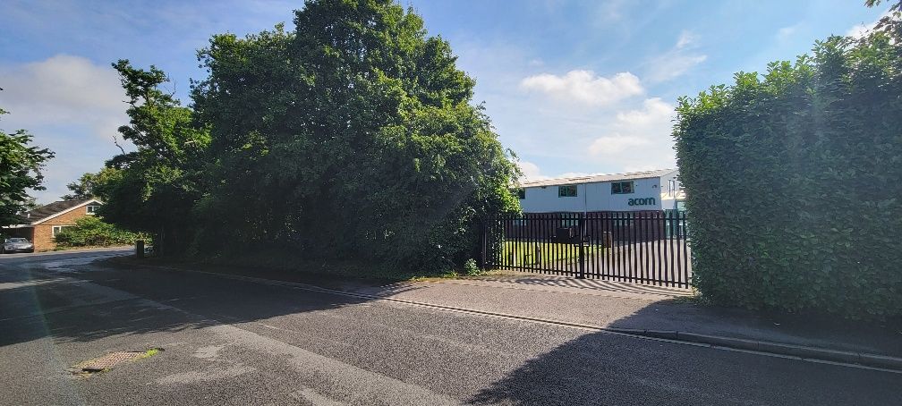 Property photo 2 of 12