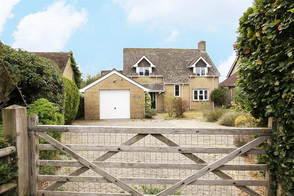 Property photo 2 of 20 Meadow View, Wonston (17).Jpg