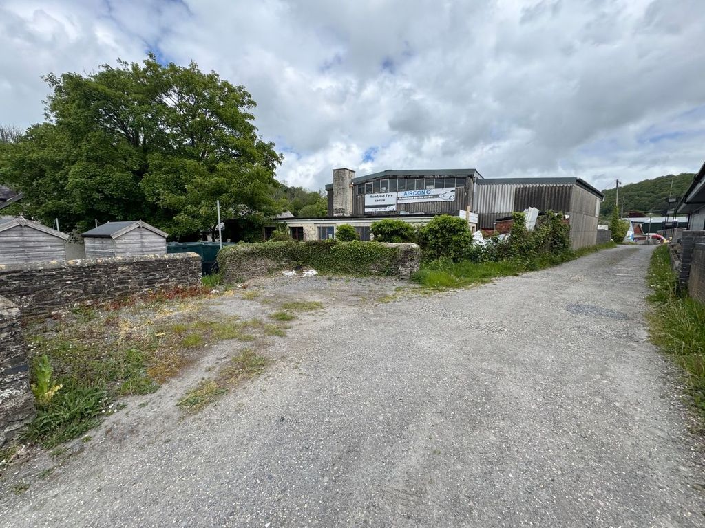 Additional image 24 of 3 bed flat for saleLewis Street, Pontwelly, Llandysul SA44