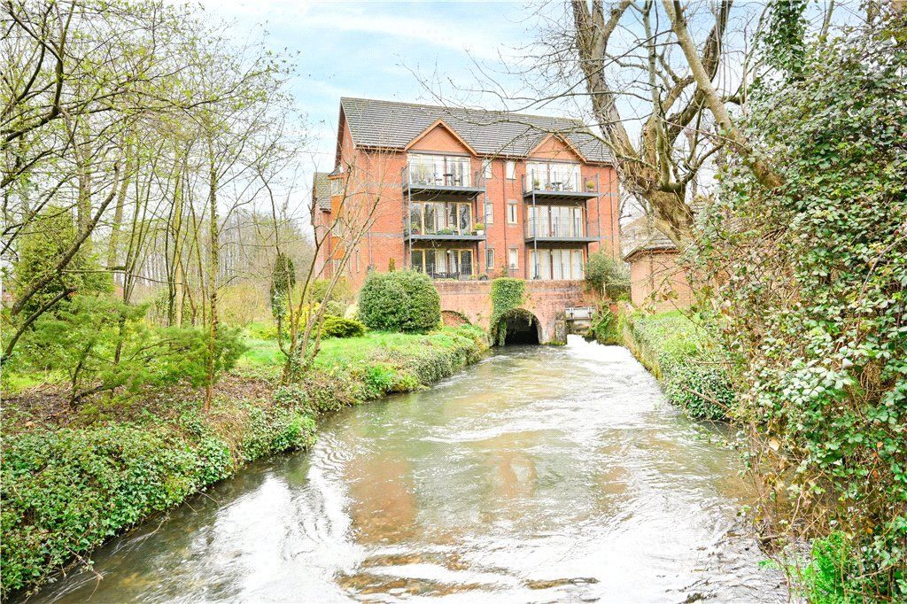 Property photo 2 of 18 Picture No. 25