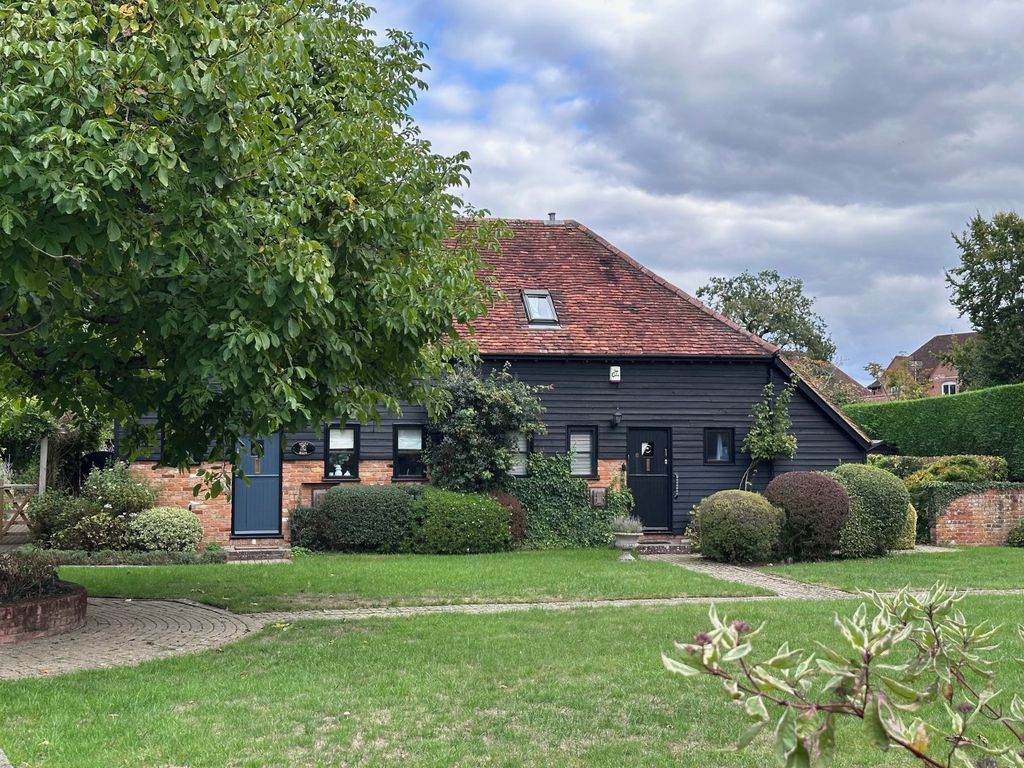 Property photo 1 of 13 Front