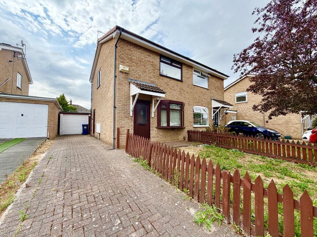 Property photo 1 of 6 Front