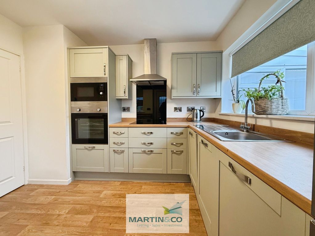 Property photo 3 of 20 Bcdf0F37--4189-Af36-F99593074Bee-14094-000001E1Ccb