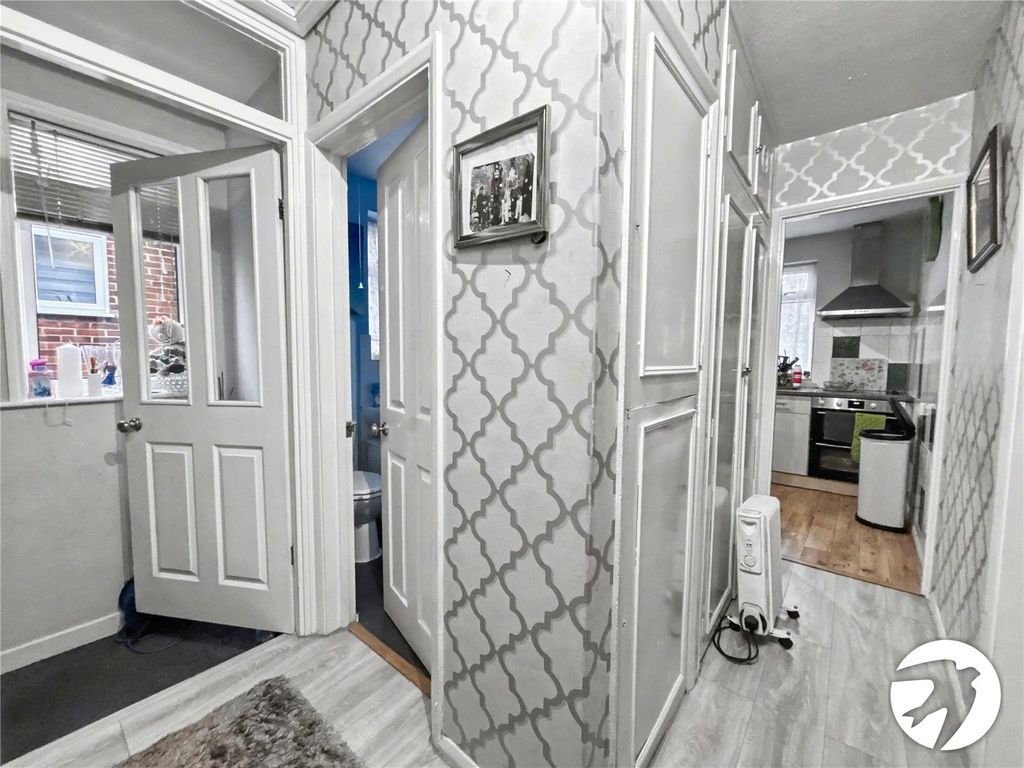 Property photo 3 of 14 Robinson Jackson