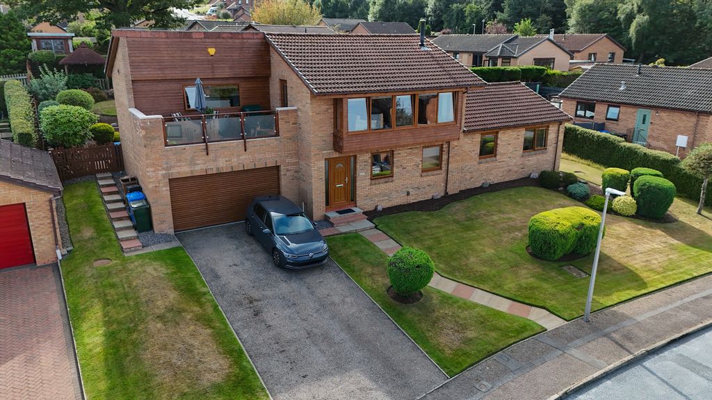Property photo 1 of 50