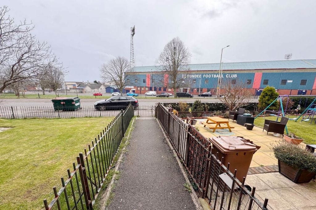 Property photo 2 of 7